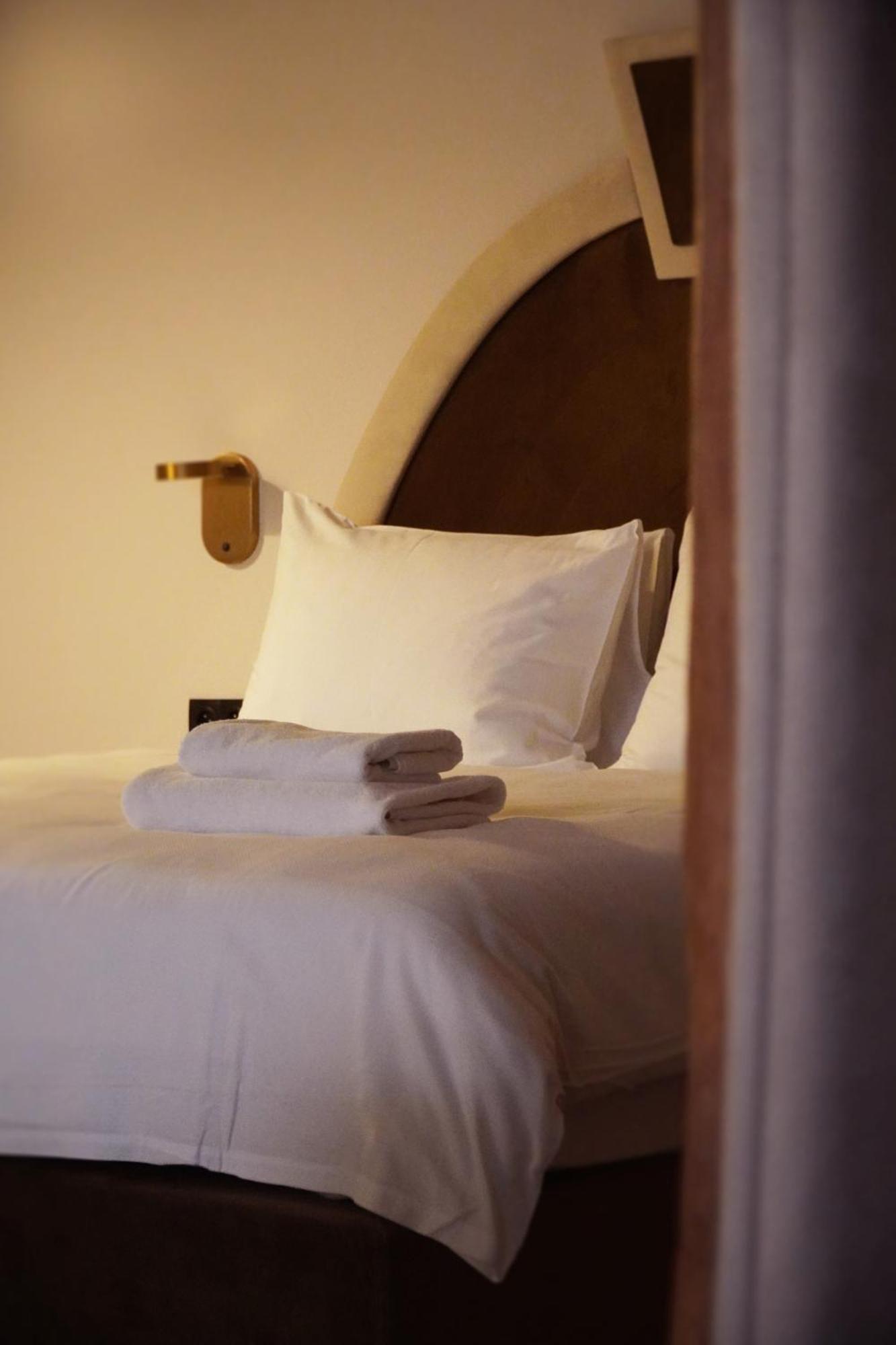 Hotel Pietryna วูดช์ ภายนอก รูปภาพ